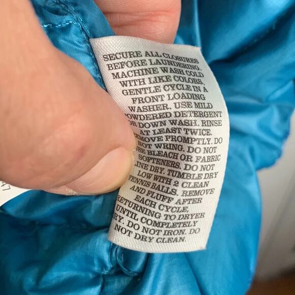 REI Co-Op Women’s Down Vest in Turquoise Blue W-189 Size XS - Picture 6 of 8